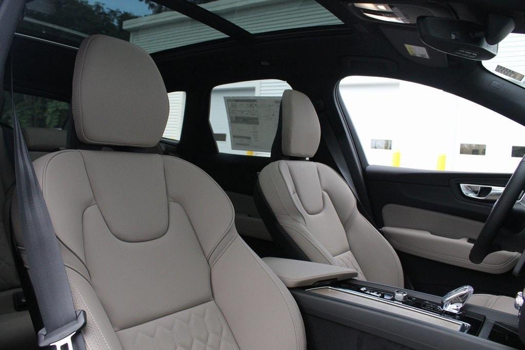 new 2026 Volvo XC60 car, priced at $57,985