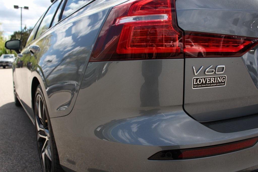 used 2021 Volvo V60 Recharge Plug-In Hybrid car, priced at $55,987