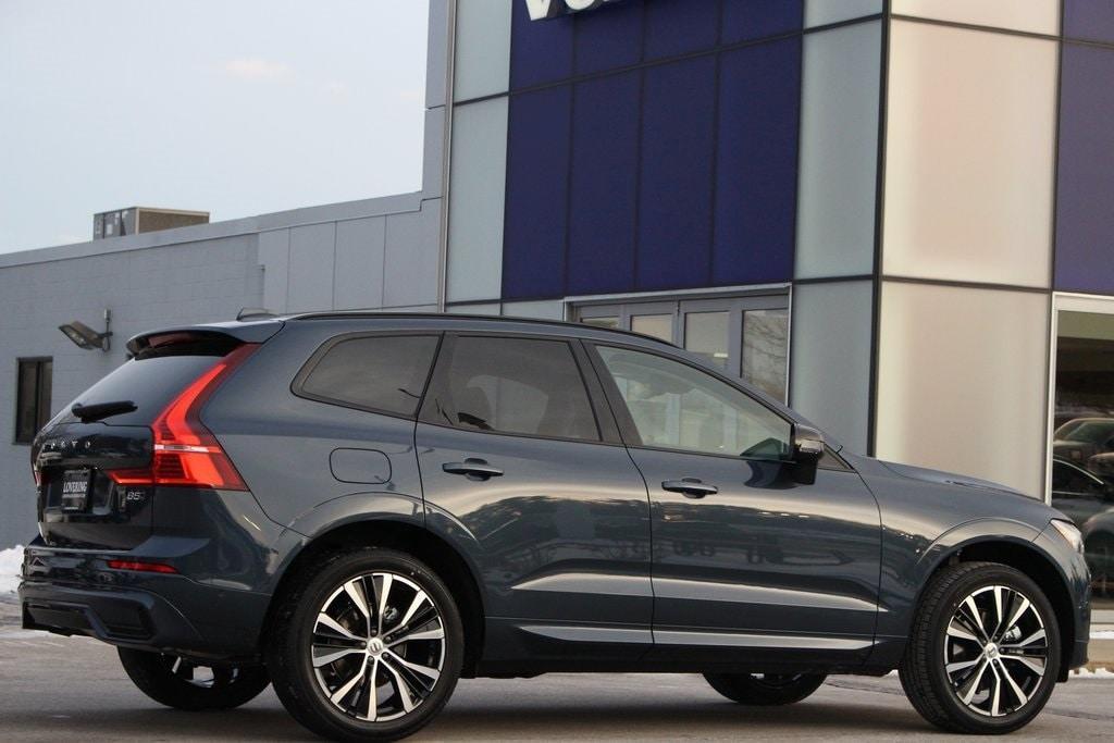 new 2025 Volvo XC60 car