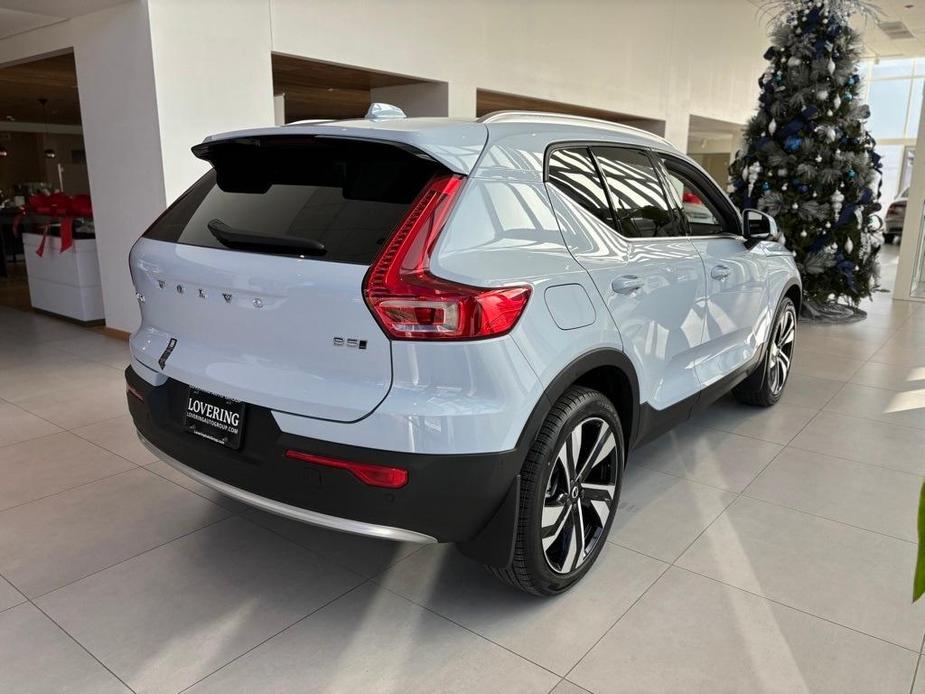 new 2024 Volvo XC40 car, priced at $48,980