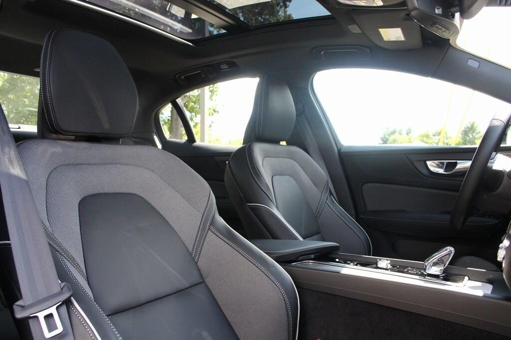 new 2024 Volvo S60 car, priced at $45,973