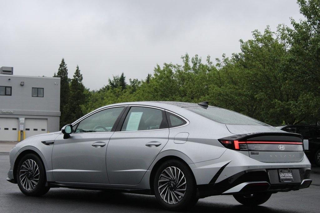 used 2024 Hyundai Sonata Hybrid car, priced at $30,477