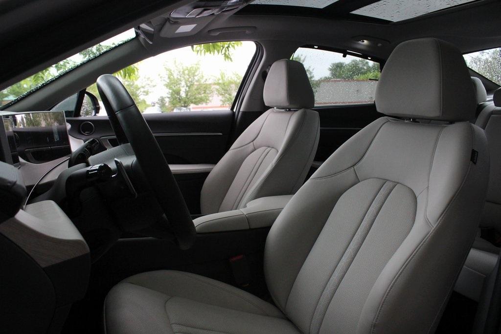 used 2024 Hyundai Sonata Hybrid car, priced at $30,477