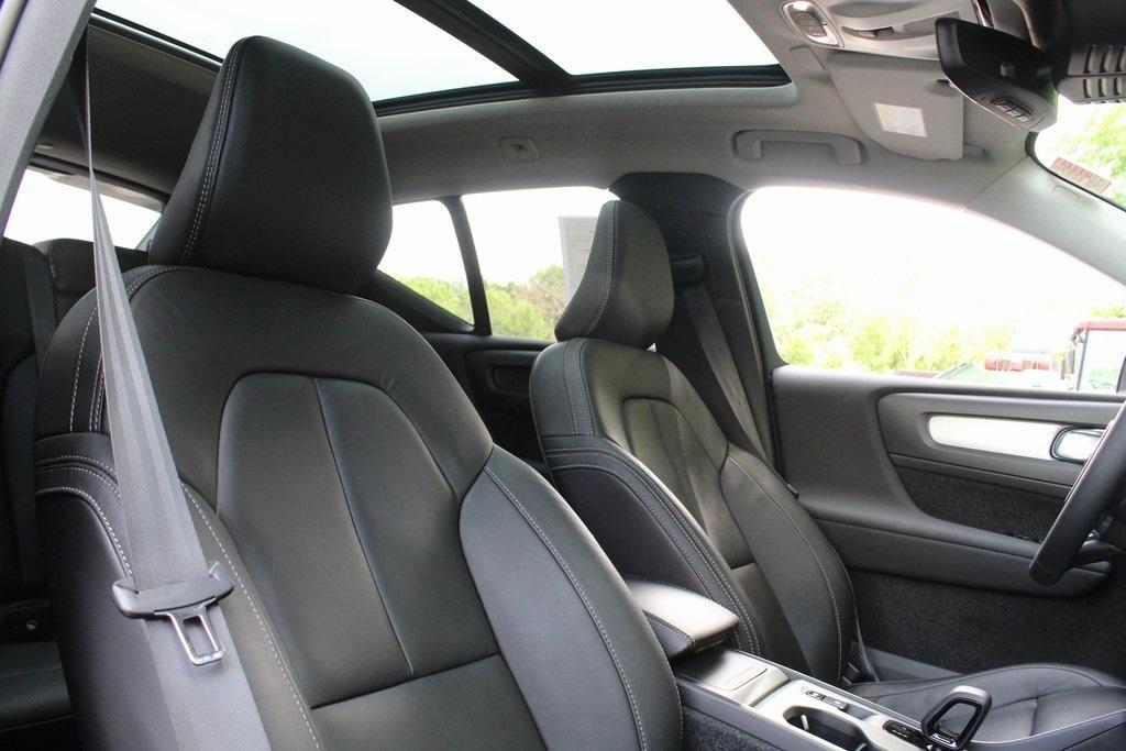 used 2022 Volvo XC40 car, priced at $34,988