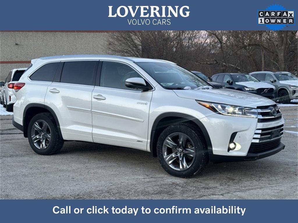 used 2019 Toyota Highlander Hybrid car, priced at $31,377