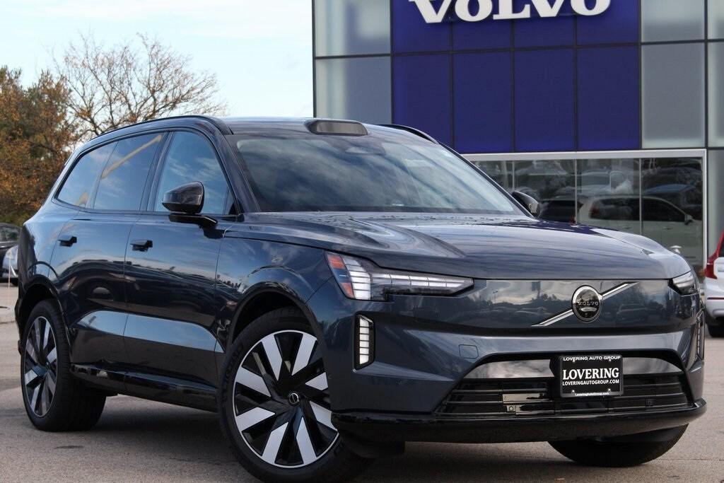 new 2025 Volvo EX90 car, priced at $93,840