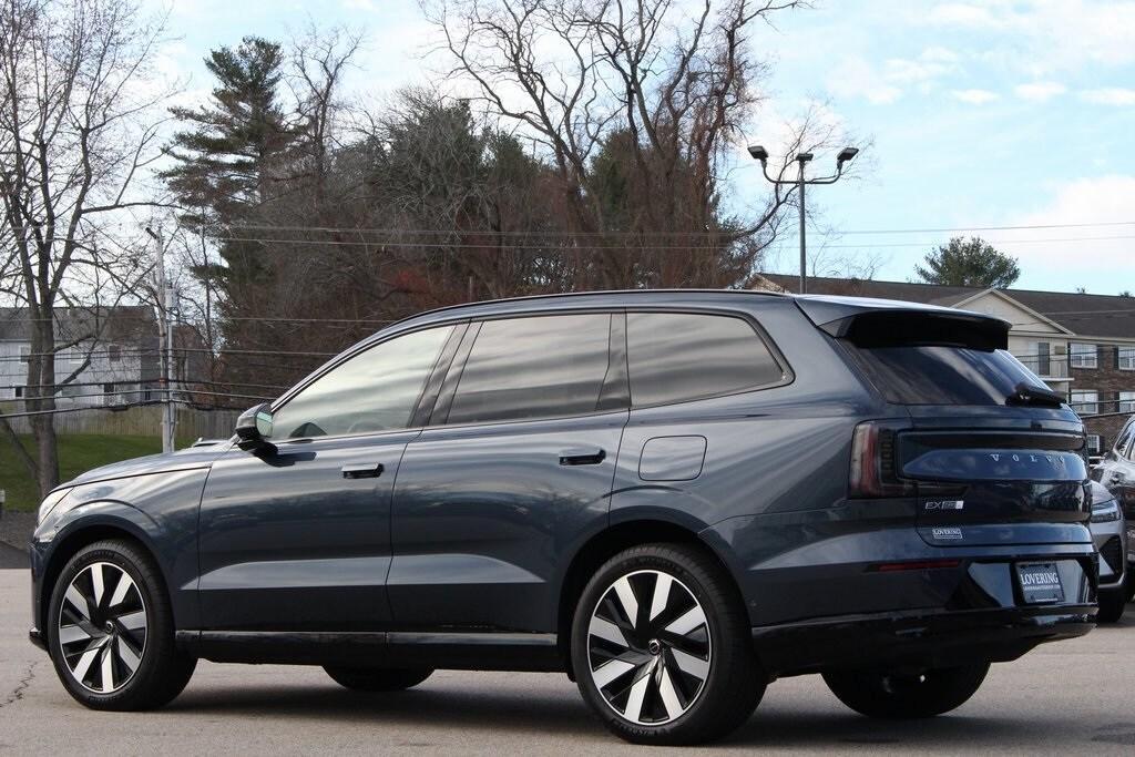 new 2025 Volvo EX90 car, priced at $93,840