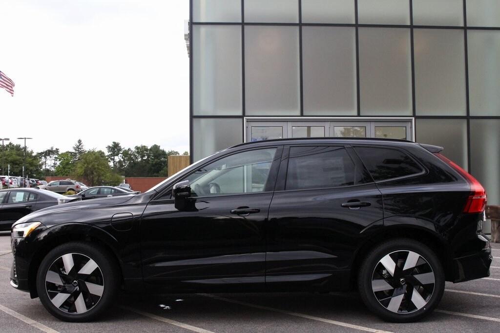 new 2025 Volvo XC60 Plug-In Hybrid car, priced at $64,735