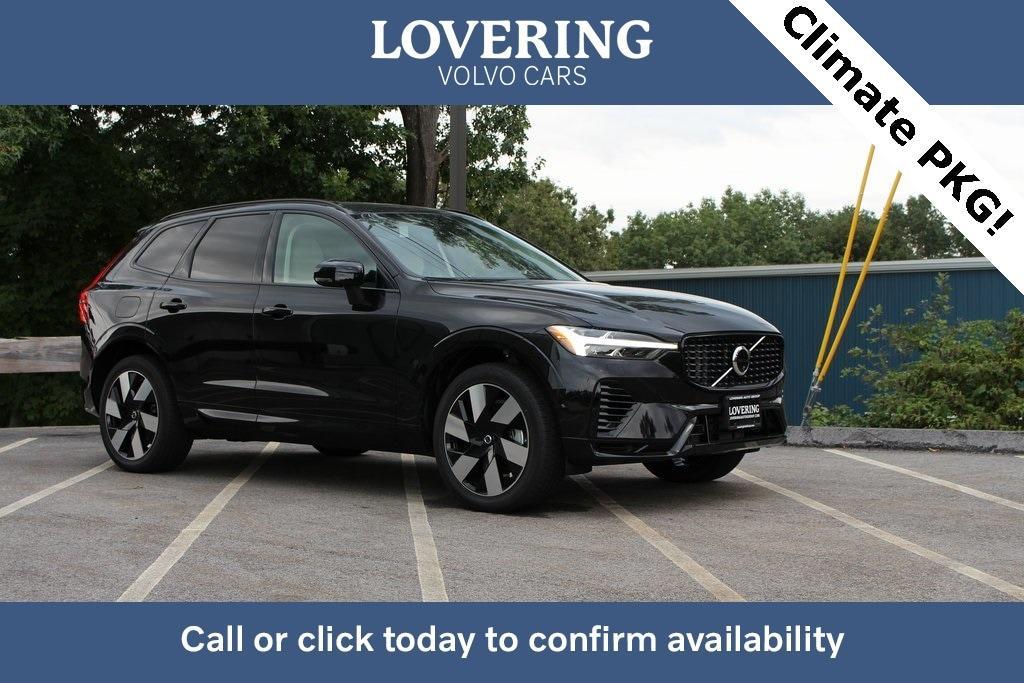 new 2025 Volvo XC60 Plug-In Hybrid car