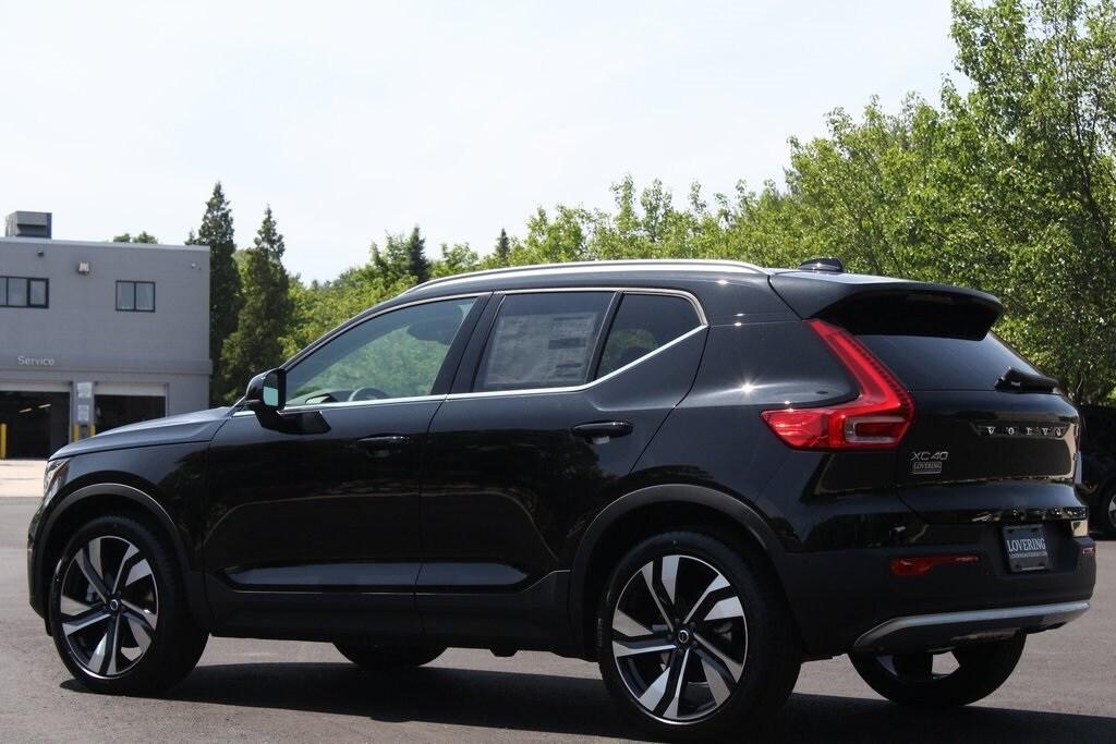 new 2025 Volvo XC40 car, priced at $49,810