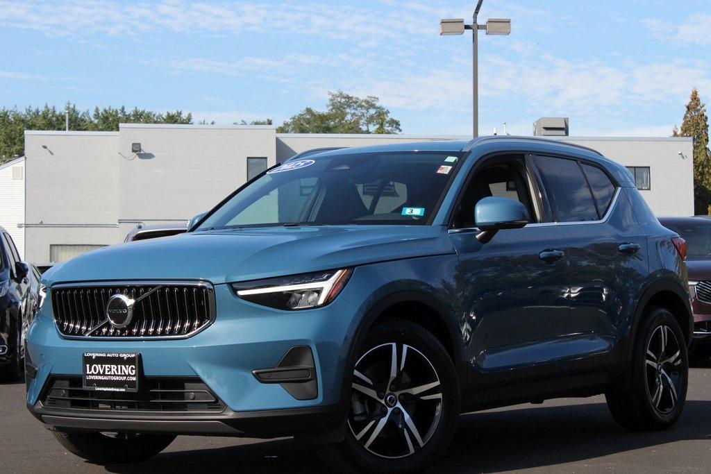 used 2025 Volvo XC40 car, priced at $33,233