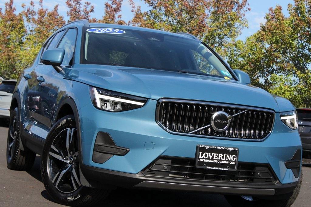 used 2025 Volvo XC40 car, priced at $33,233
