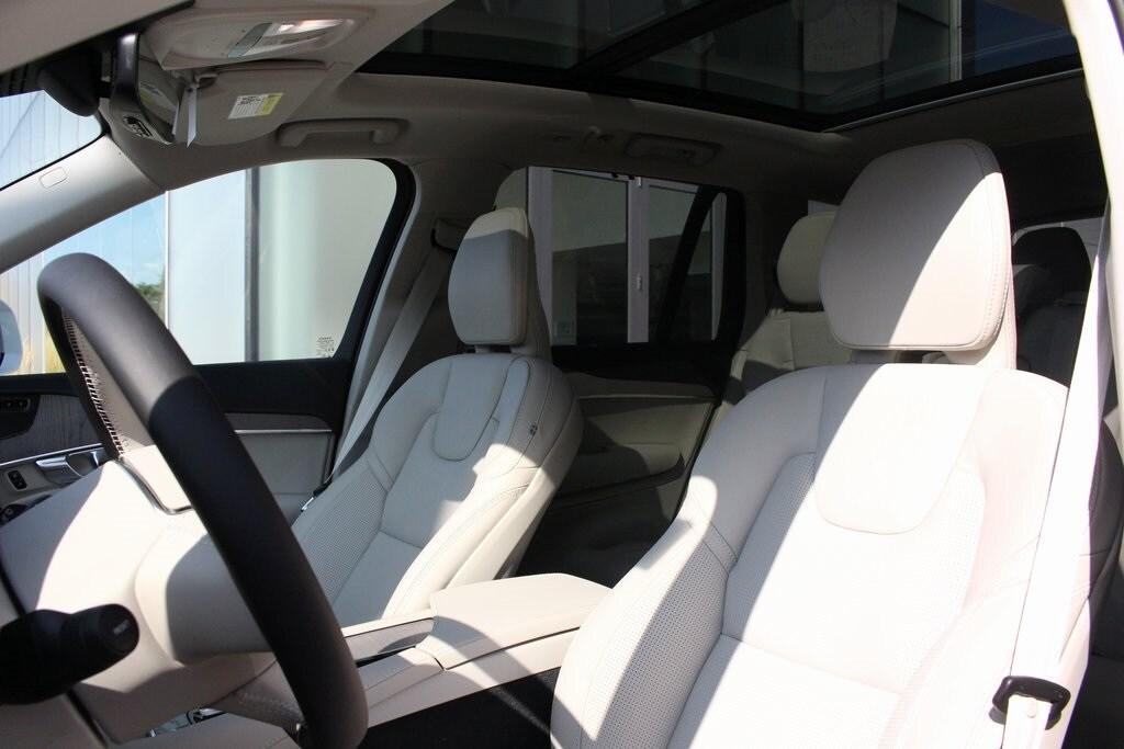 new 2025 Volvo XC90 Plug-In Hybrid car, priced at $79,313