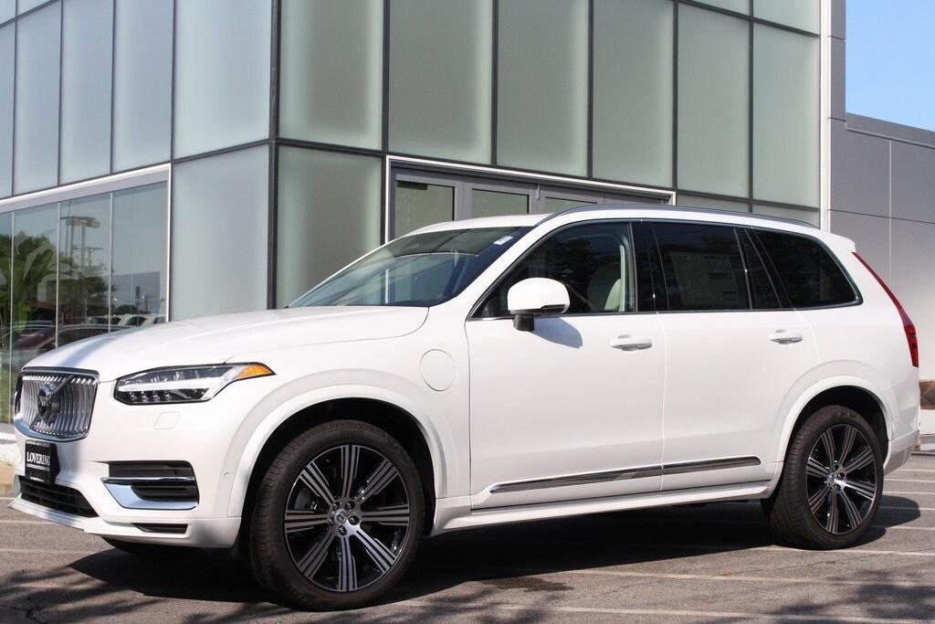 new 2025 Volvo XC90 Plug-In Hybrid car, priced at $78,765