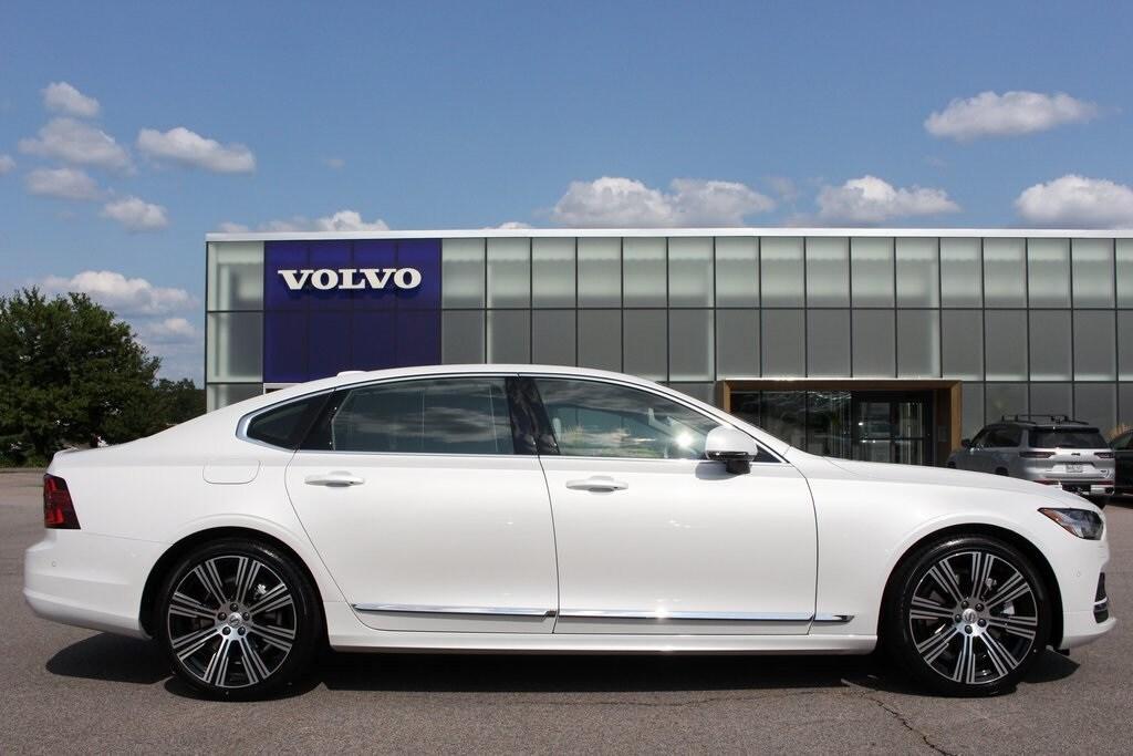 new 2024 Volvo S90 car, priced at $61,970