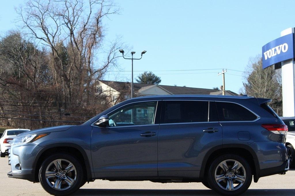 used 2019 Toyota Highlander car, priced at $29,842