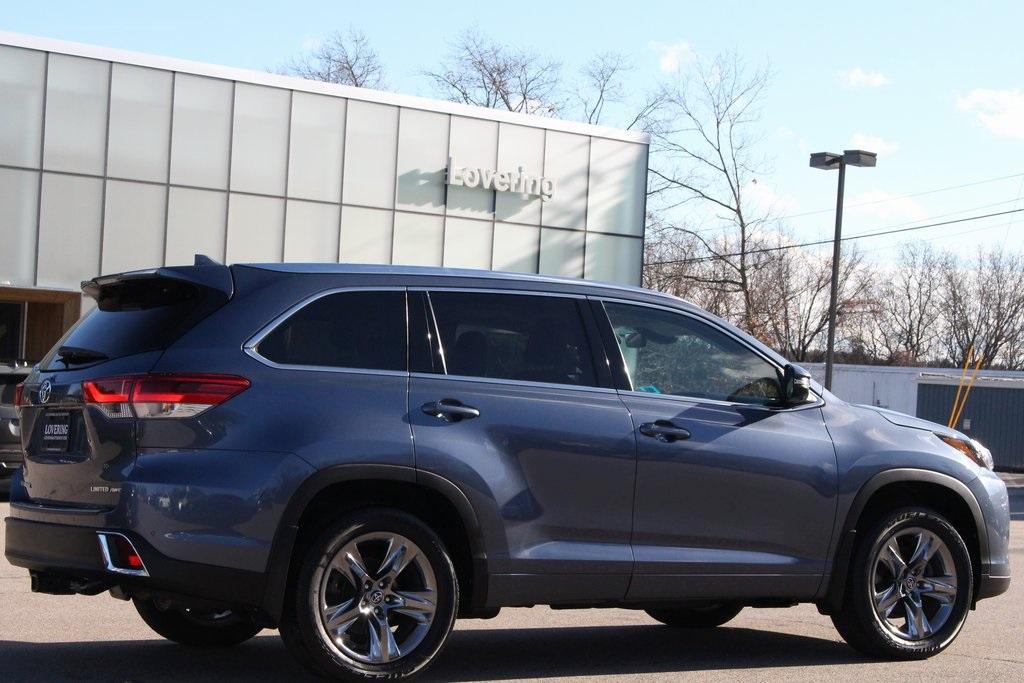 used 2019 Toyota Highlander car, priced at $29,842