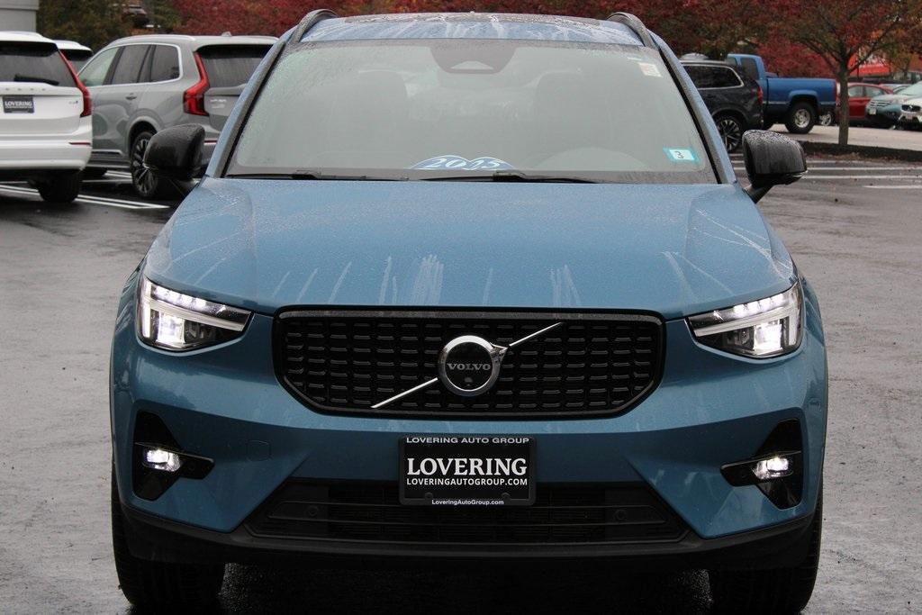 used 2025 Volvo XC40 car, priced at $35,484