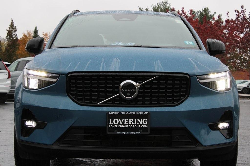 used 2025 Volvo XC40 car, priced at $35,484