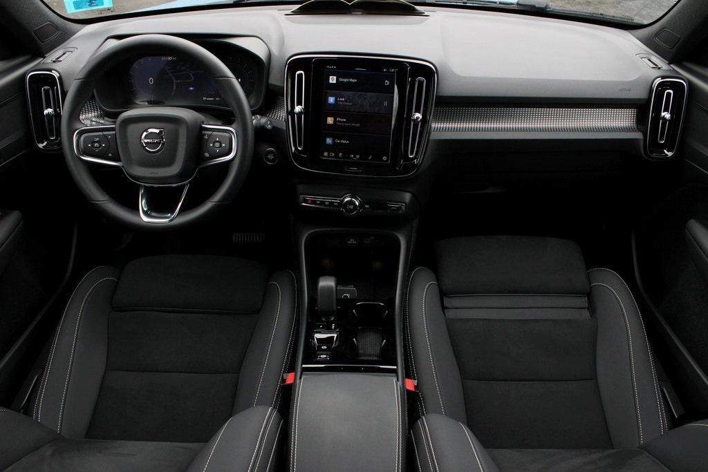 used 2025 Volvo XC40 car, priced at $35,484