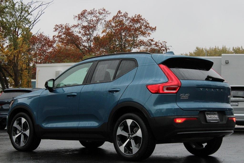 used 2025 Volvo XC40 car, priced at $35,484