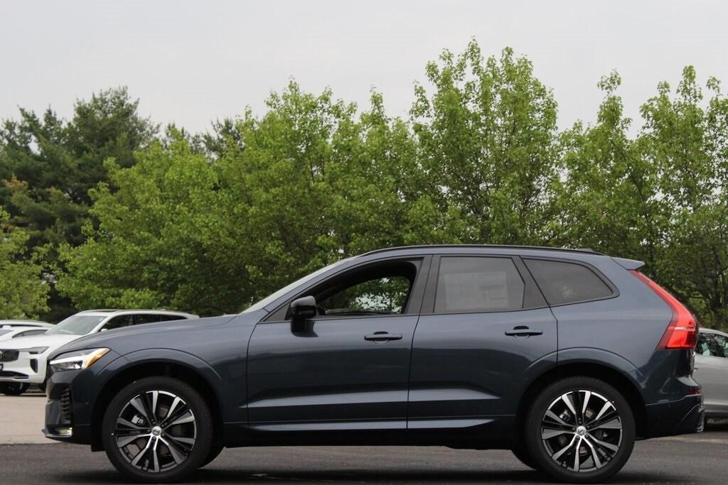 new 2025 Volvo XC60 car, priced at $56,510