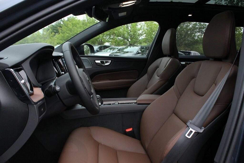 new 2025 Volvo XC60 car, priced at $56,510