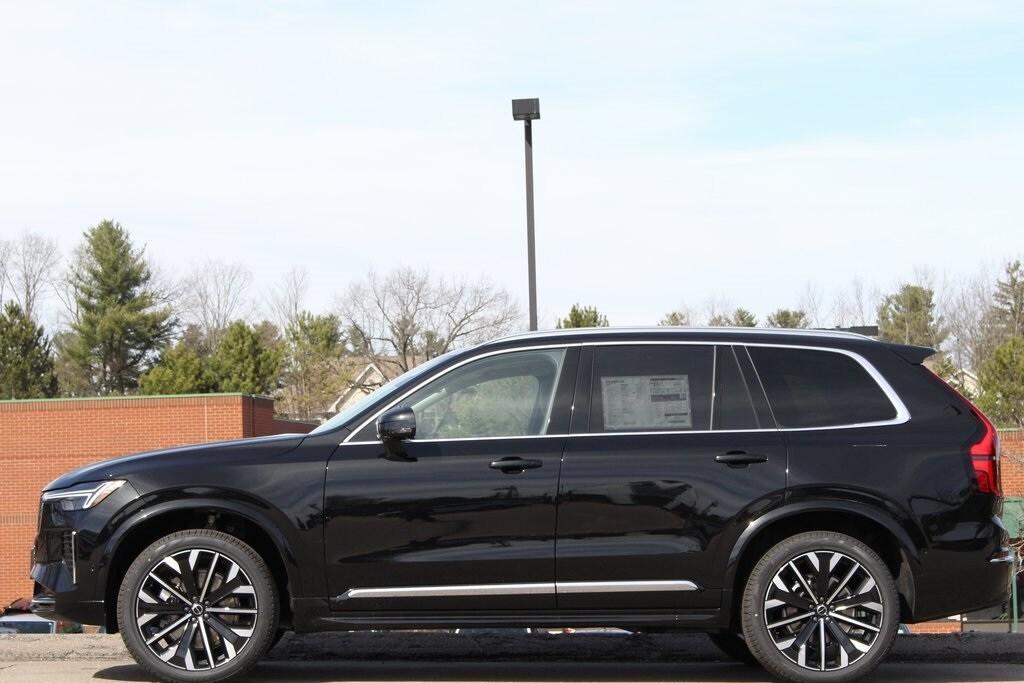 new 2025 Volvo XC90 car