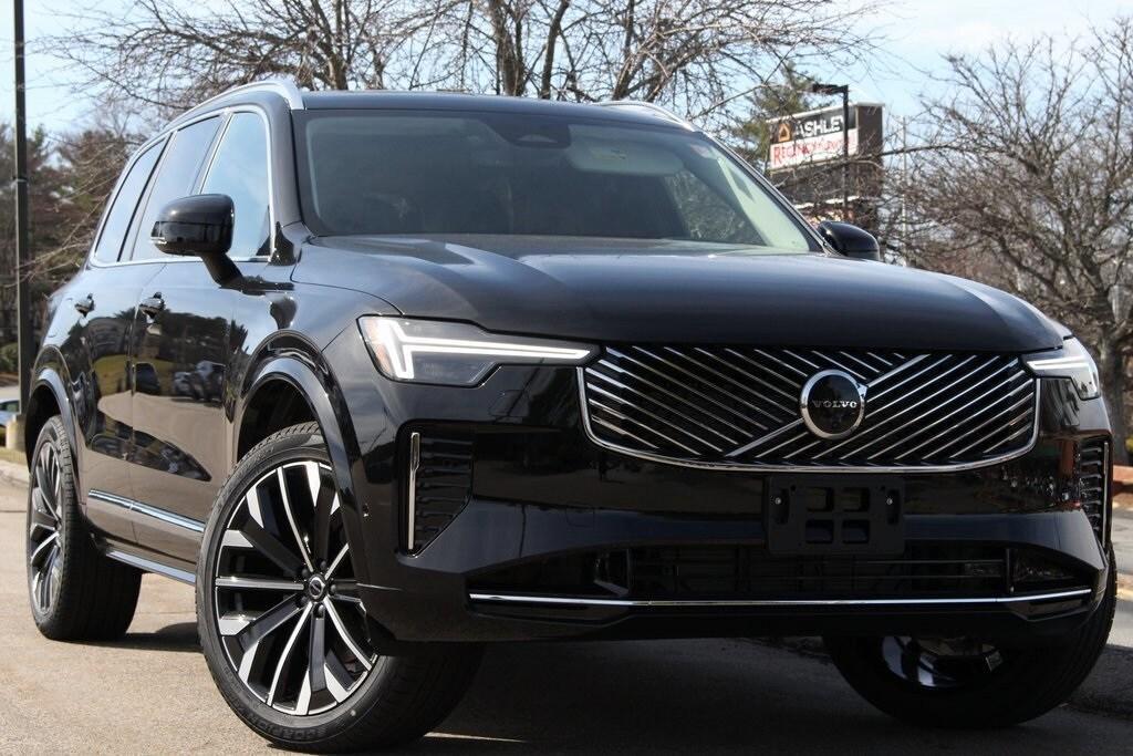 new 2025 Volvo XC90 car