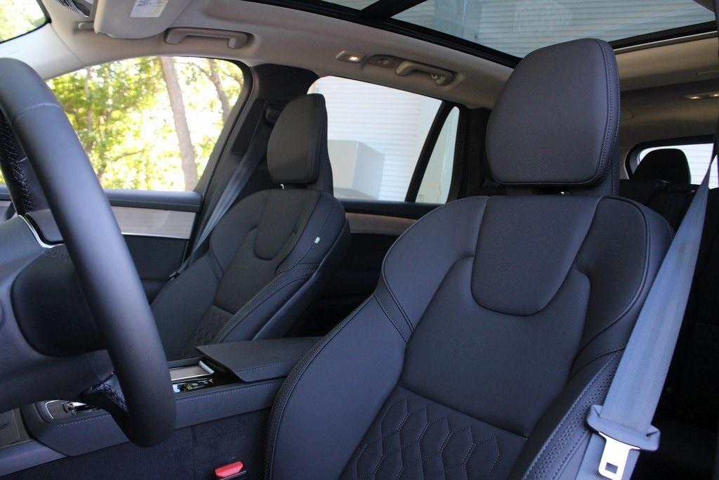 new 2026 Volvo XC90 car, priced at $71,825