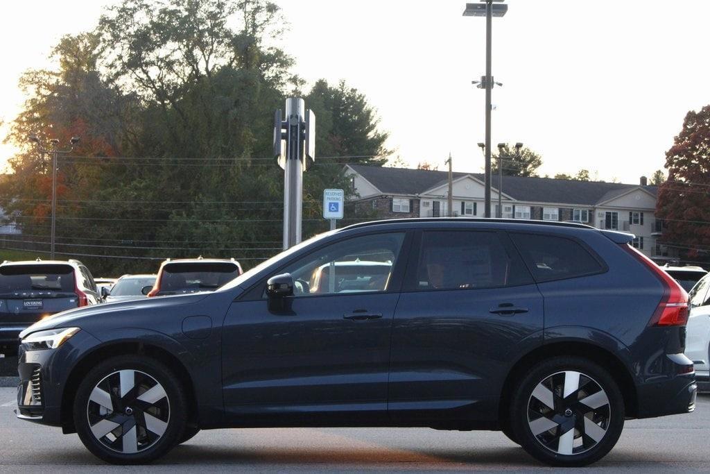 new 2025 Volvo XC60 Plug-In Hybrid car, priced at $66,235