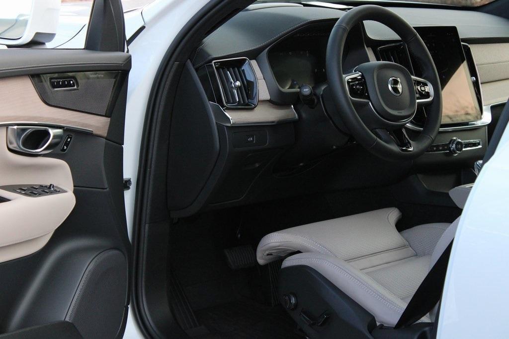 new 2026 Volvo XC90 car, priced at $78,150