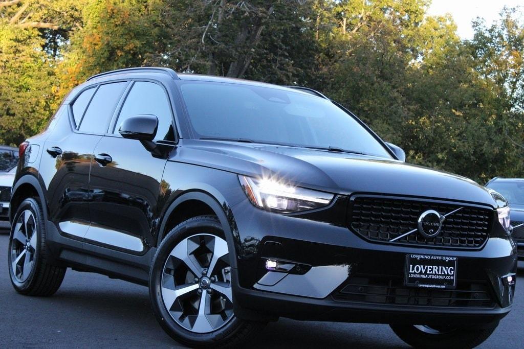 new 2026 Volvo XC40 car, priced at $50,150