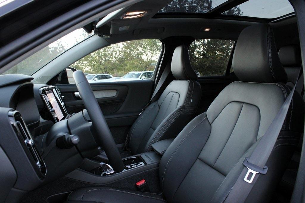 new 2026 Volvo XC40 car, priced at $50,150