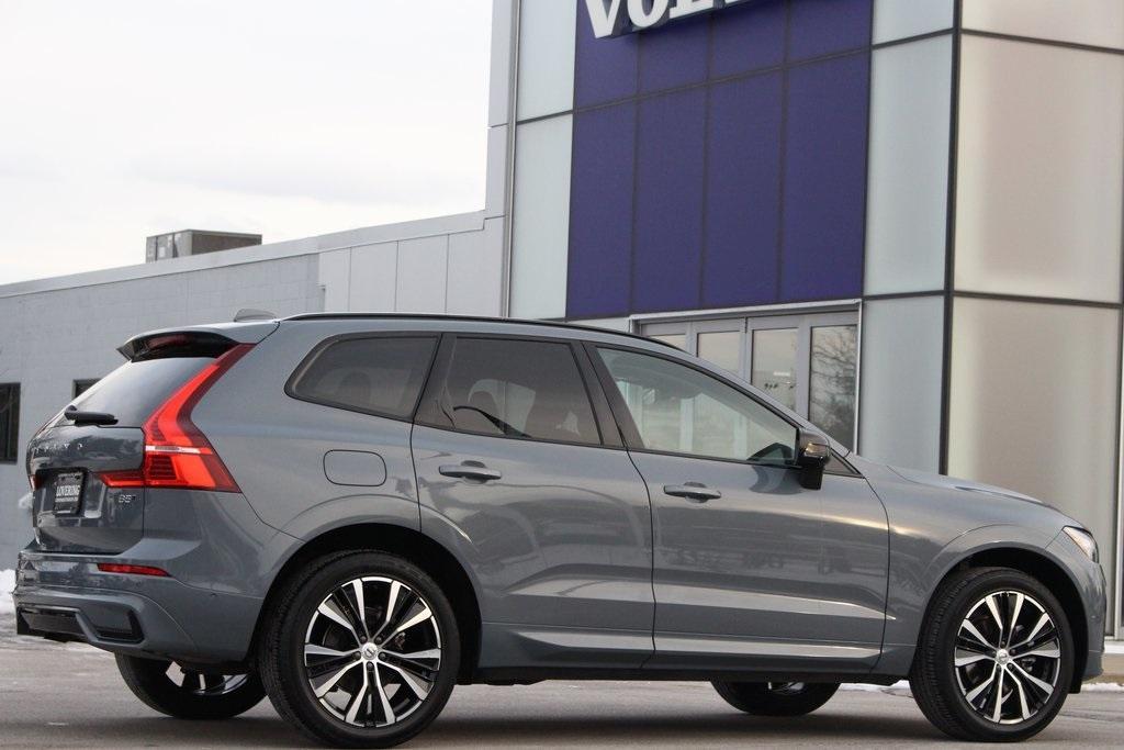 used 2024 Volvo XC60 car, priced at $37,318