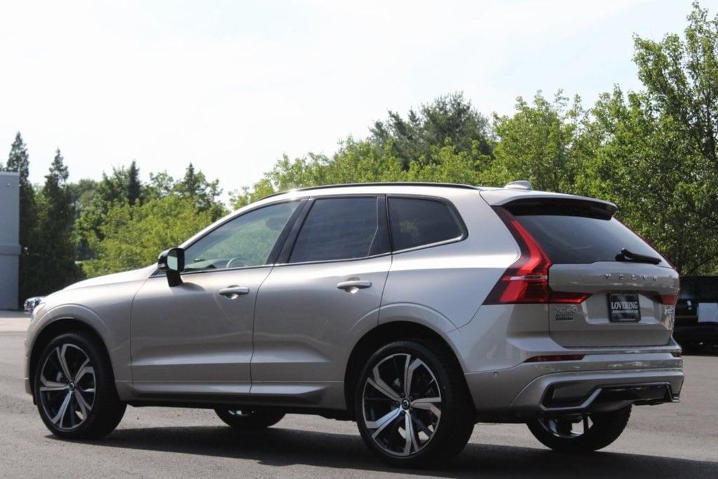 new 2025 Volvo XC60 car, priced at $60,660