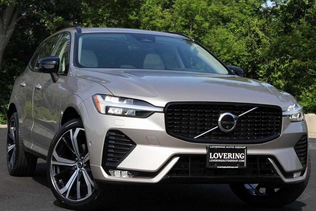 new 2025 Volvo XC60 car, priced at $60,660