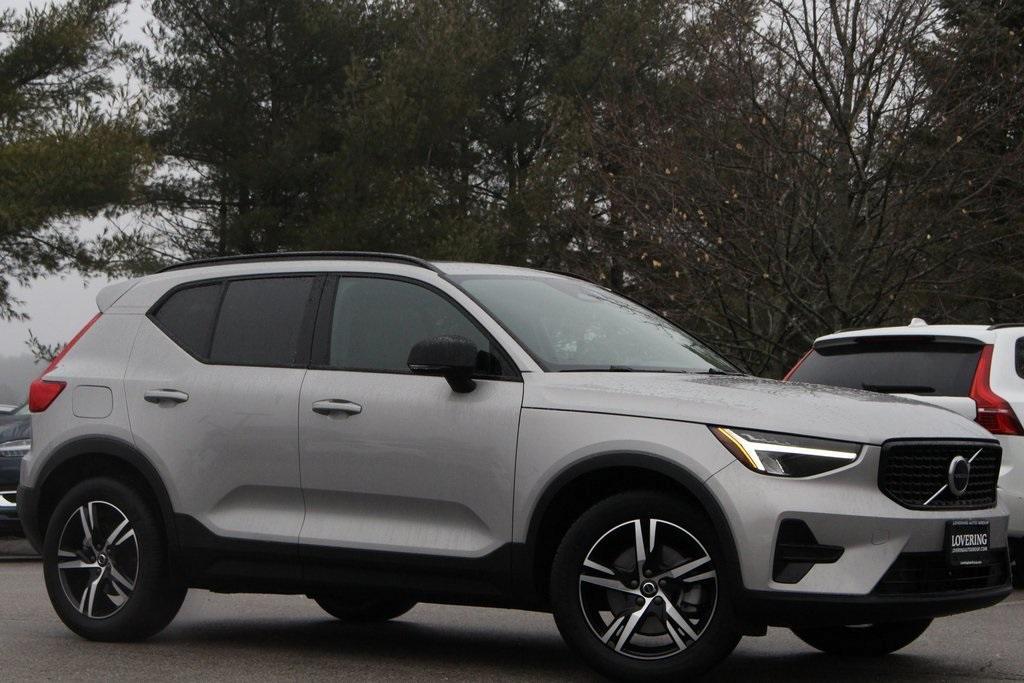 used 2024 Volvo XC40 car, priced at $32,228