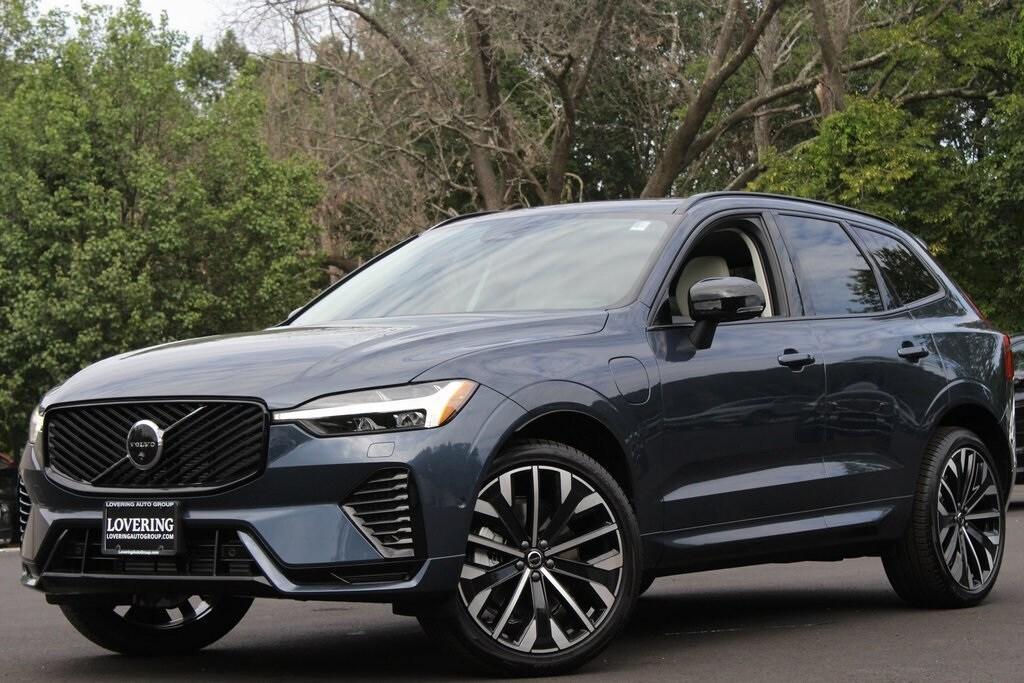 new 2026 Volvo XC60 Plug-In Hybrid car, priced at $75,235
