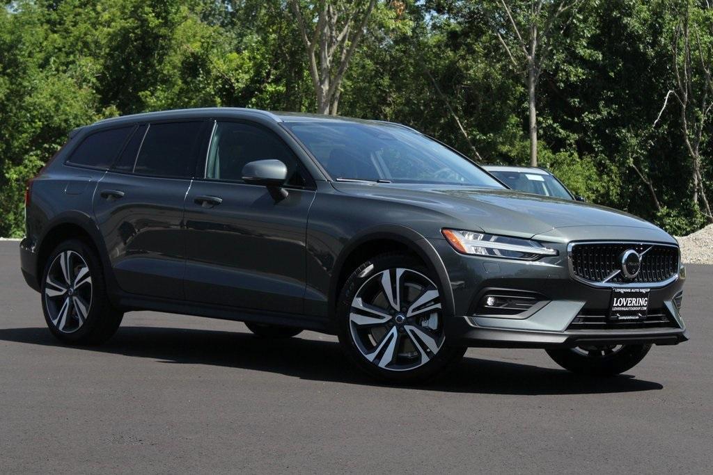 new 2026 Volvo V60 Cross Country car, priced at $57,450