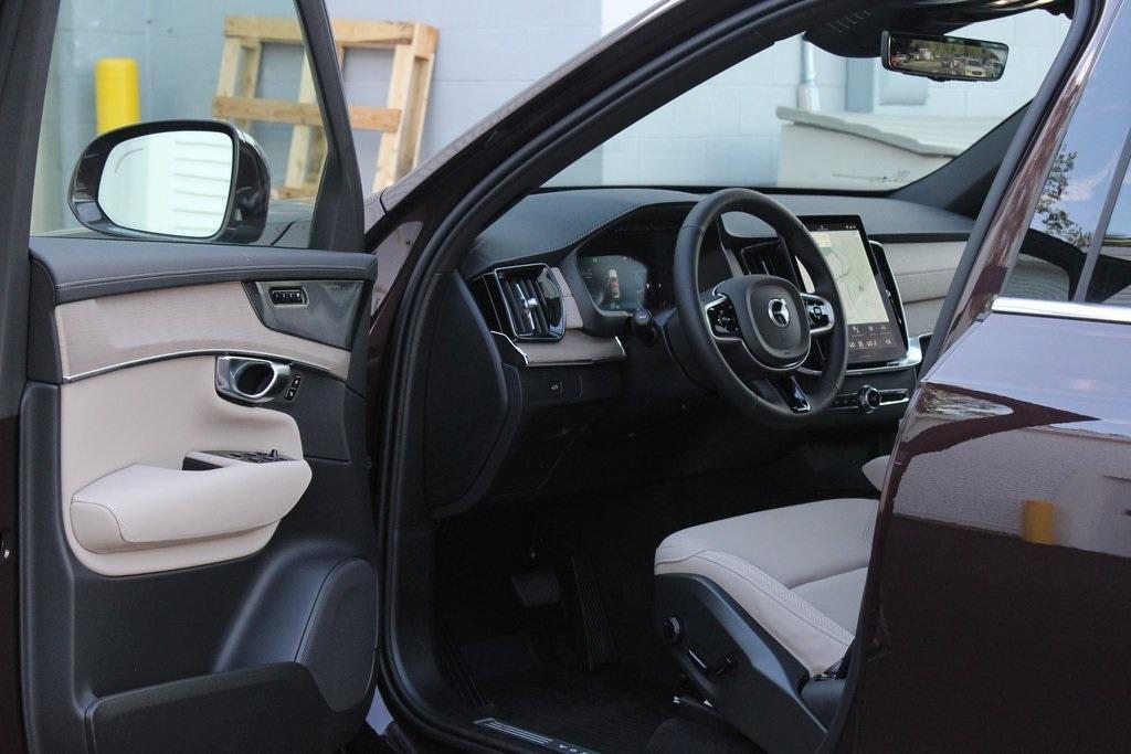 new 2026 Volvo XC90 car, priced at $74,495