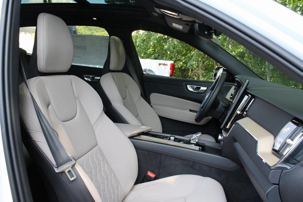 new 2026 Volvo XC60 car, priced at $57,985