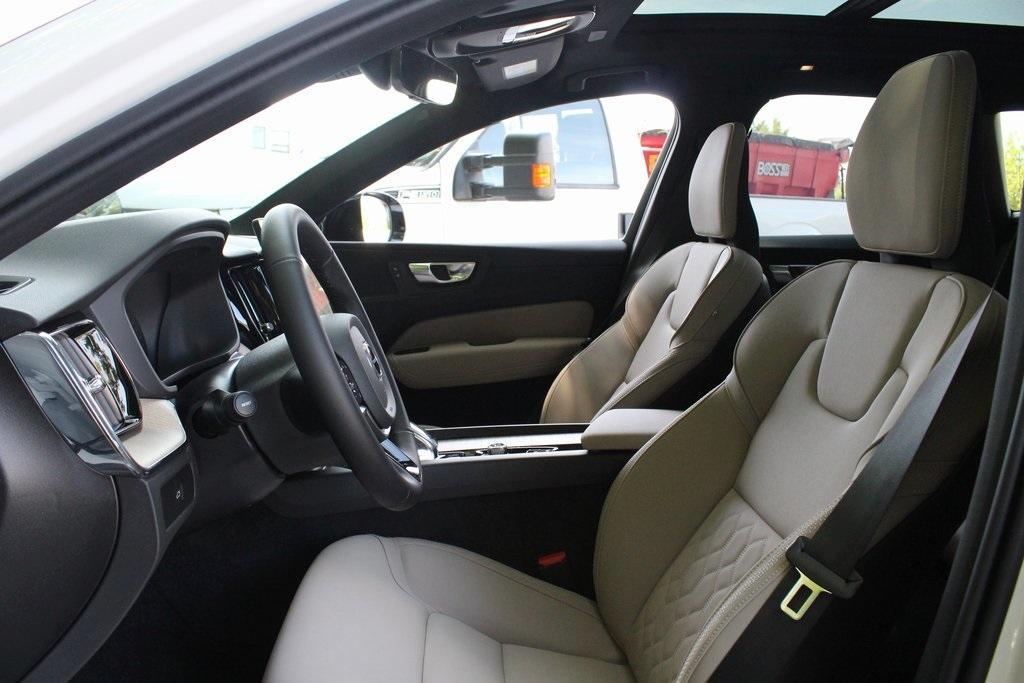 new 2026 Volvo XC60 car, priced at $57,985