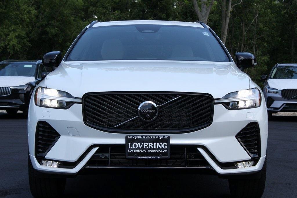 new 2026 Volvo XC60 car, priced at $57,985