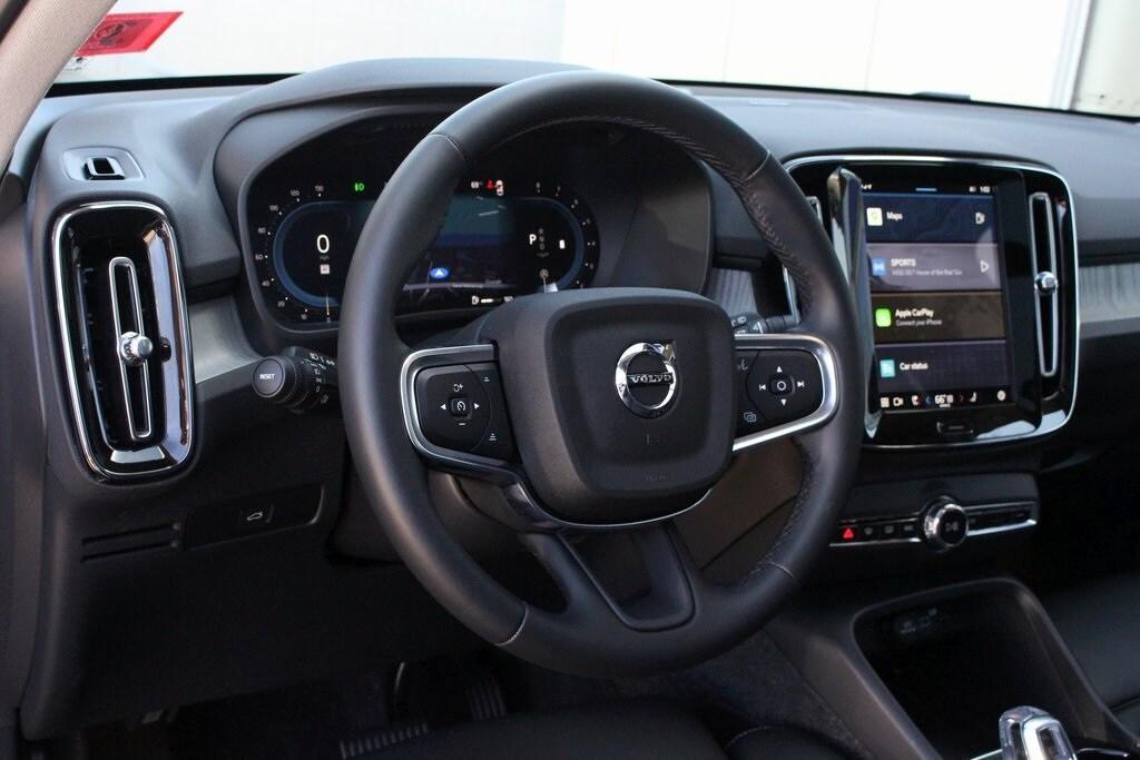 new 2025 Volvo XC40 car, priced at $49,540