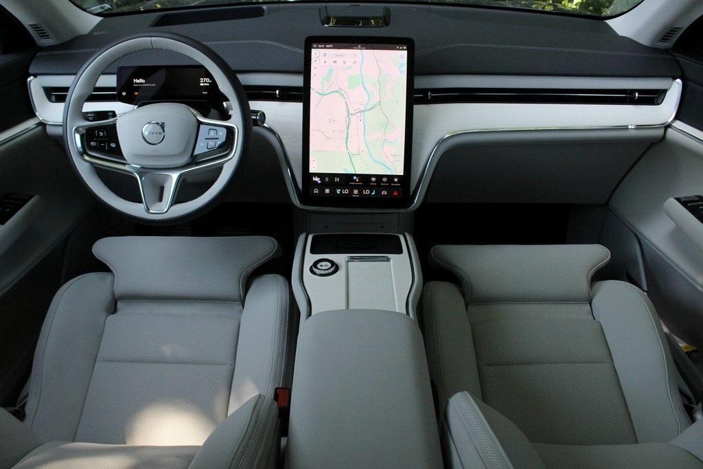 new 2025 Volvo EX90 car, priced at $86,490