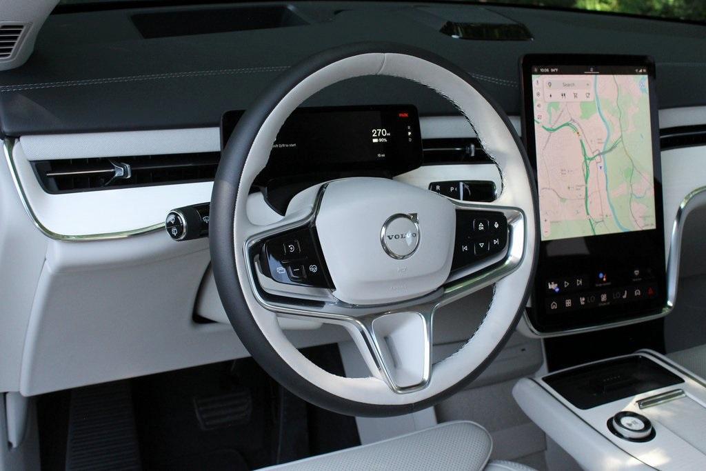 new 2025 Volvo EX90 car, priced at $86,490