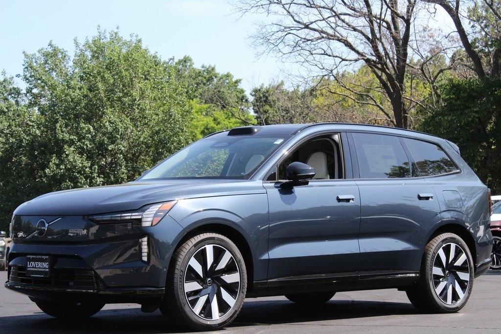 new 2025 Volvo EX90 car, priced at $86,490