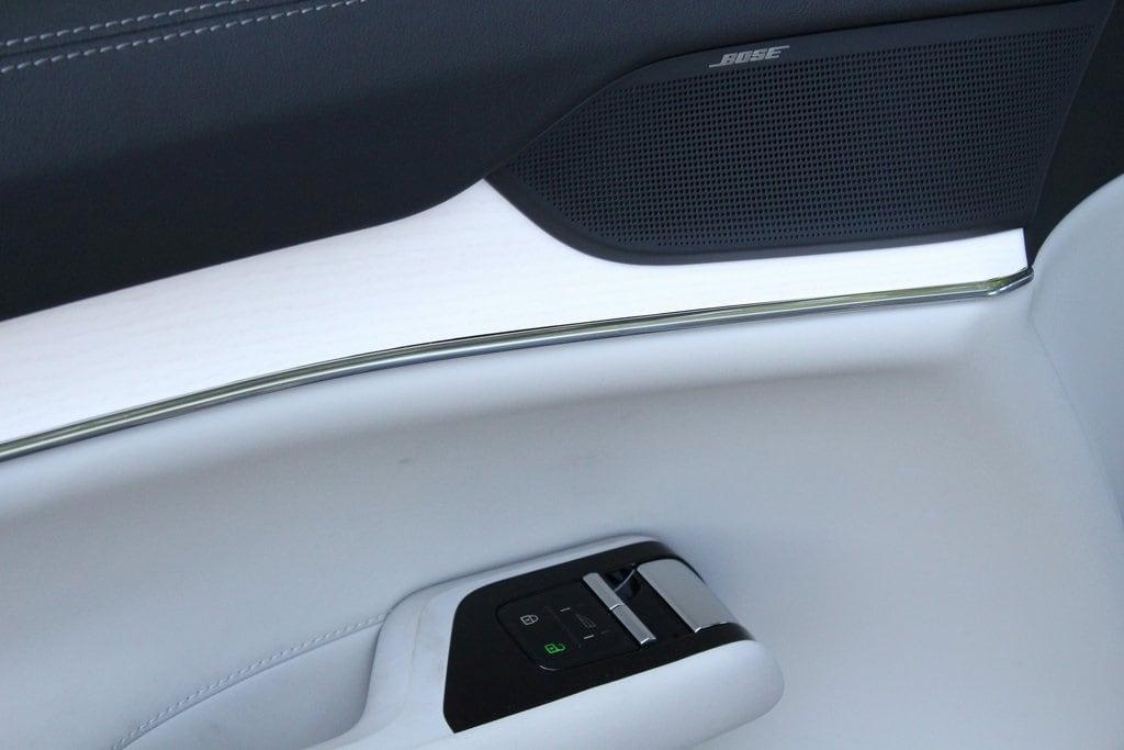 new 2025 Volvo EX90 car, priced at $86,490