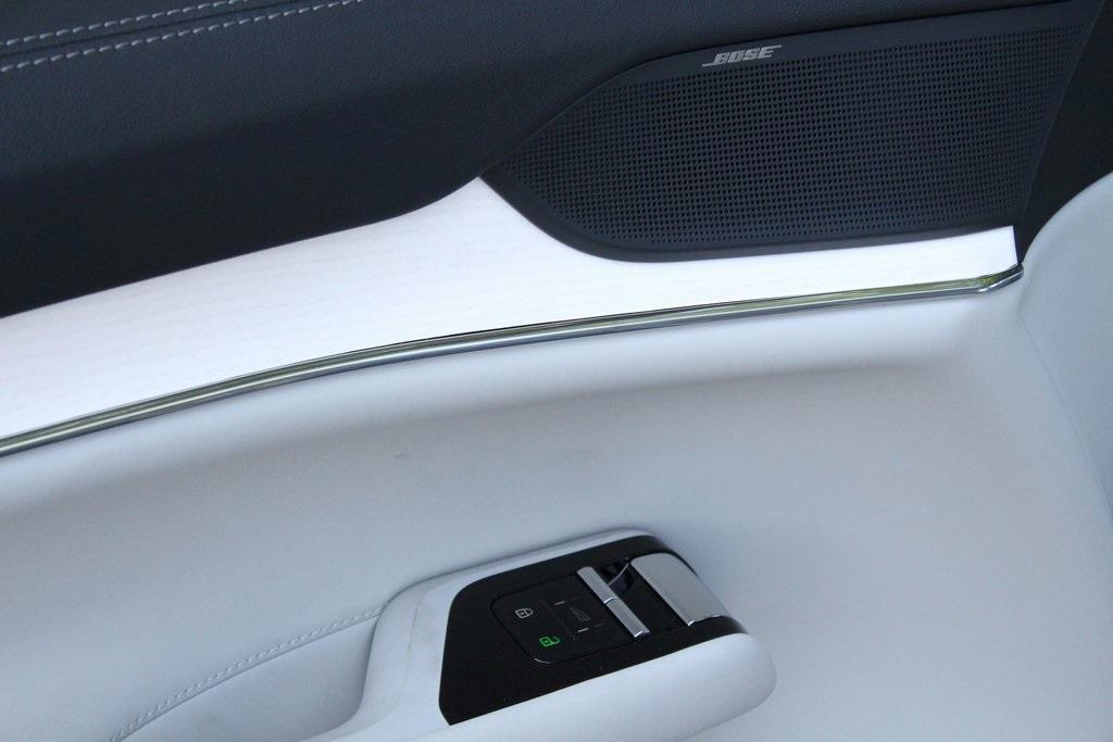new 2025 Volvo EX90 car, priced at $86,490